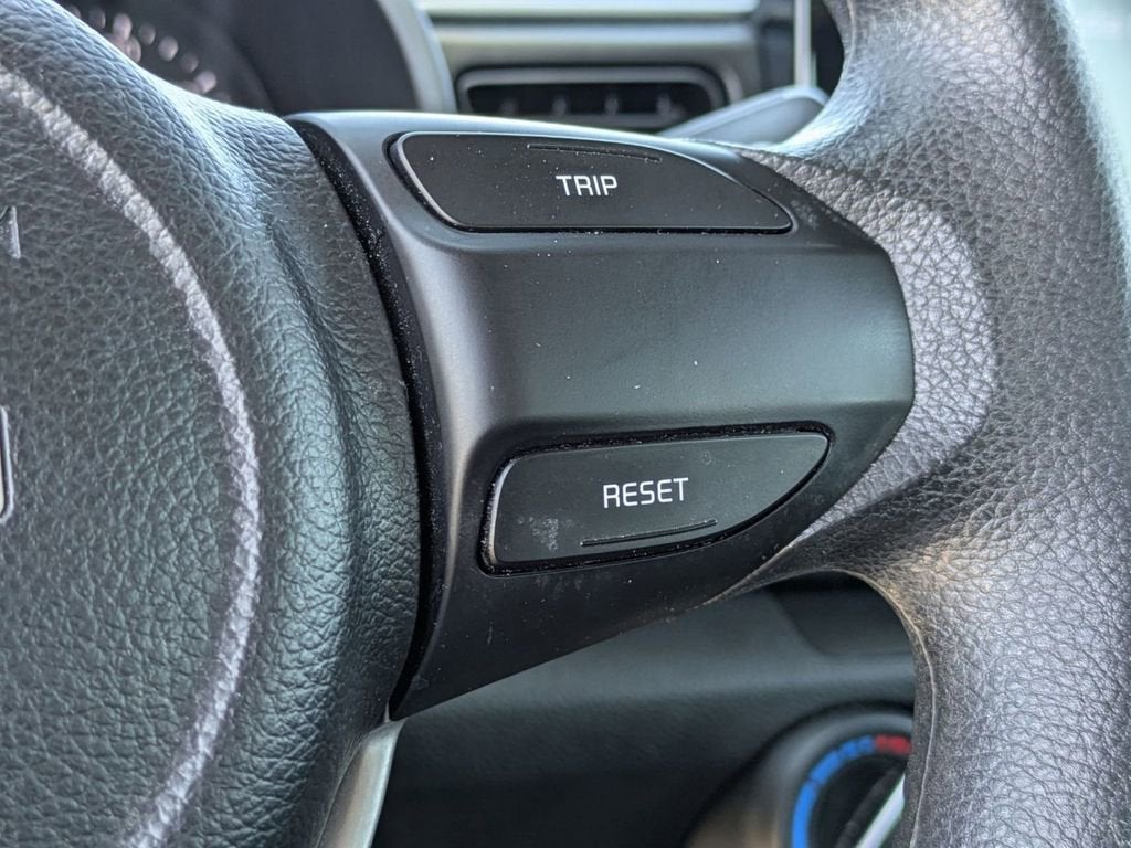 2023 Kia Rio LX
