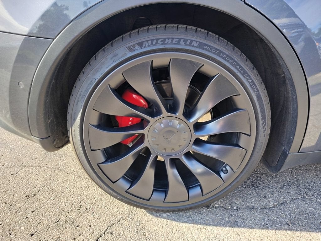 2022 Tesla Model Y Performance Dual Motor All-Wheel Drive