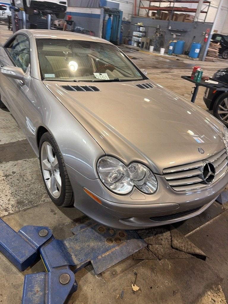 2004 Mercedes-Benz SL-Class Base